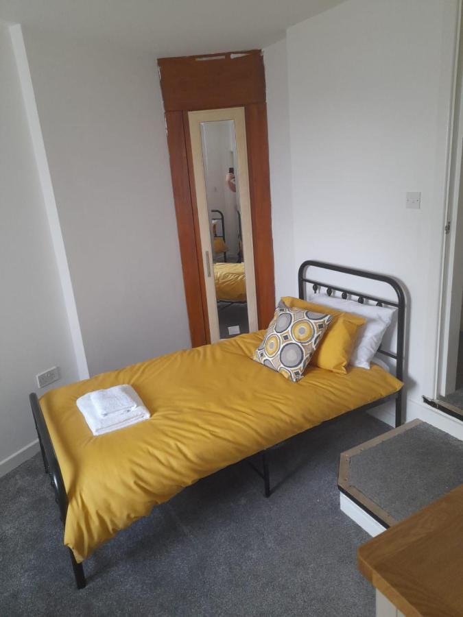 Flat 4 Corner House Apartment Doncaster Exterior foto